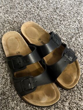 Women’s Black Cushionaire Footbed Slide Sandals - Size 9.5